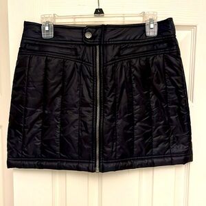 ATHLETA black toasty buns‎ puffer zip up skirt size 4